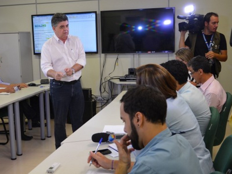 Secretário Estadual de Fazenda, Marcio Monteiro, com jornalistas de Campo Grande - Notícias MS