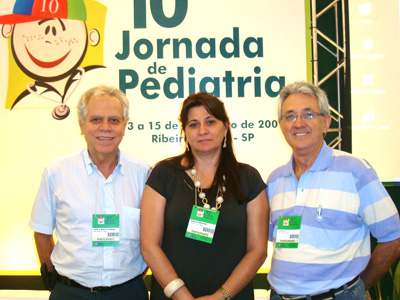 Médicos pediatras, José Augusto Guerra, Márcia Farinazzo e Darcy da Costa Filho, na Jornada de Pediatria, em Ribeirão Preto (SP) -
