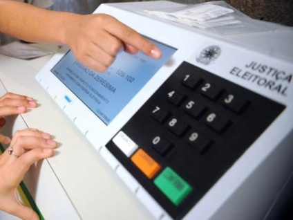 Cartórios eleitorais já podem ‘esvaziar’ urnas eletrônicas para serem utilizadas em outros disputas. - Divulgação