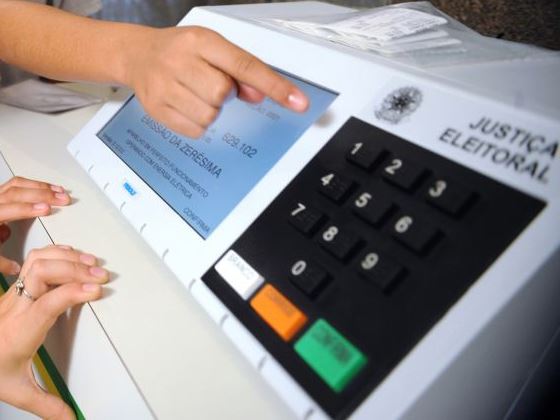 Cartórios eleitorais já podem ‘esvaziar’ urnas eletrônicas para serem utilizadas em outros disputas. - Divulgação Cartórios eleitorais já podem ‘esvaziar’ urnas eletrônicas para serem utilizadas em outros disputas. - Divulgação