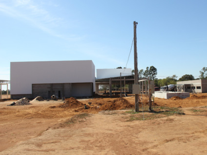 Frigorífico de peixes está sendo construído há seis anos - Arquivo/JP
