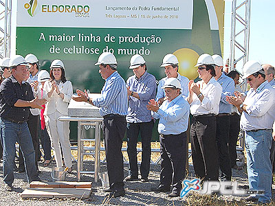 Governador participou do lançamento da pedra fundamental da Eldorado Brasil de Celulose -
