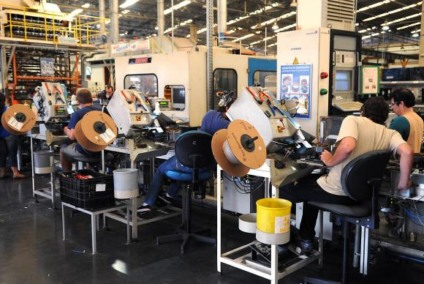 Somente em fevereiro, registrou-se o fechamento de 12 mil postos de trabalho - Arquivo/Agência Brasil