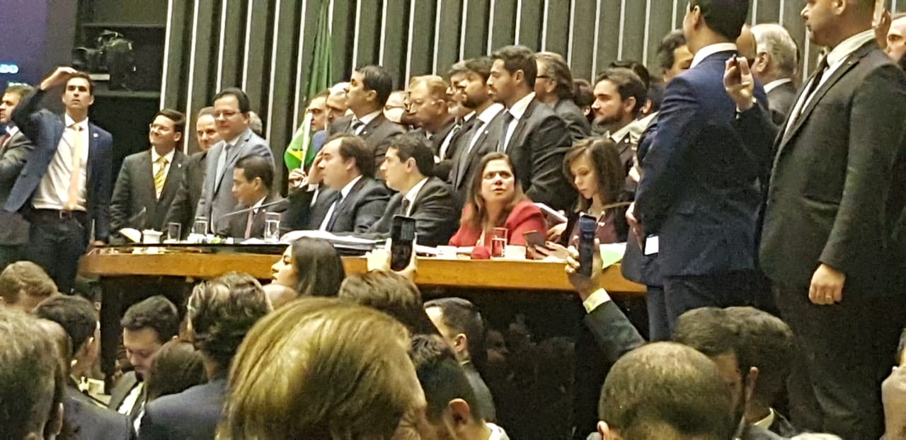 Foram 379 votos favoráveis e 131 contrários no 1º turno - Foto: Márcia Paravizzi/CBN
