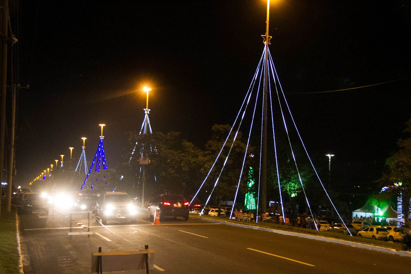 Iluminação ficará apenas nas principais avenidas e ruas da cidade - Arquivo/PMCG