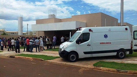 Prefeita inaugurou posto de saúde e entregou duas ambulâncias  - Ana Cristina Santos/JP