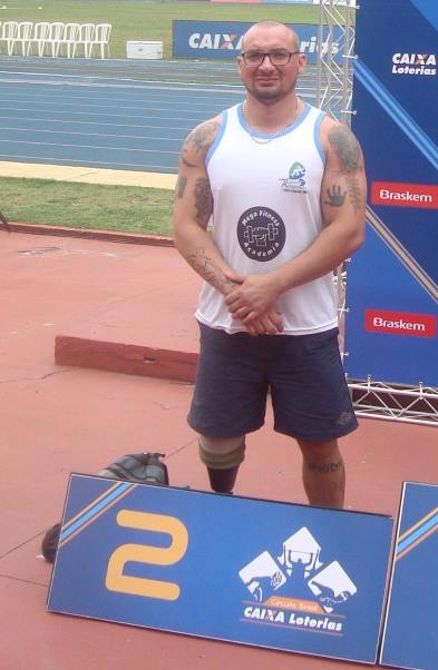 Paratleta participou conquistou medalha de prata nas três etapas do Circuito Caixa de Atletismo deste ano - Arquivo Pessoal/ Felipe Araujo 