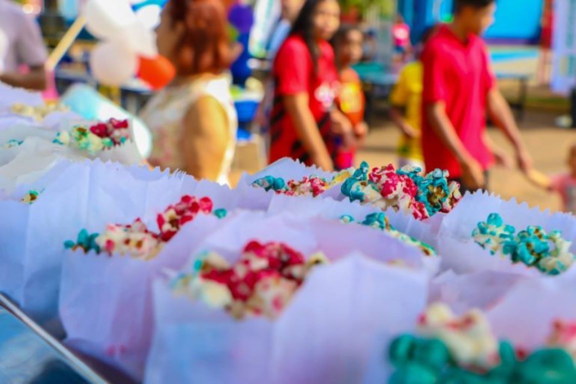 A festa contará com brincadeiras lúdicas, lanches, refrigerantes e presentes.