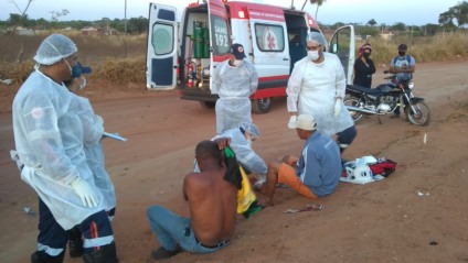 Colisão entre bicicleta elétrica e carro deixa dois feriados - Alfredo Neto/JPNews