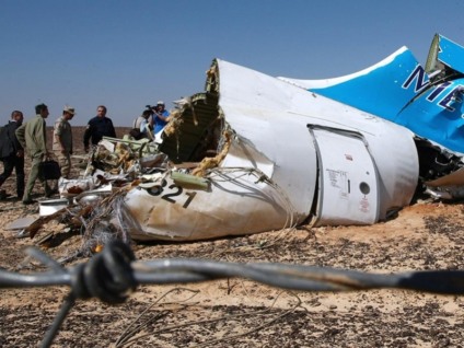 Restos do avião russo abatido por um míssil turco em espaço aéreo sírio - Maxim Grigoryev/Agência Sputinik
