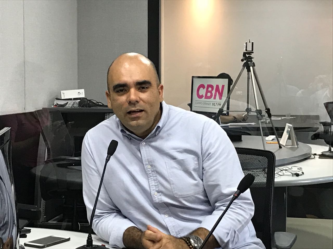 Dijan de Barros no estúdio da CBN nesta segunda-feira, 30. - (Foto: Otávio Neto) Dijan de Barros no estúdio da CBN nesta segunda-feira, 30. - (Foto: Otávio Neto)