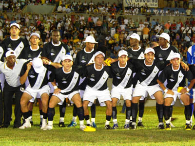 Parceria colocará sete jogadores de alto nível no elenco de 2010 -