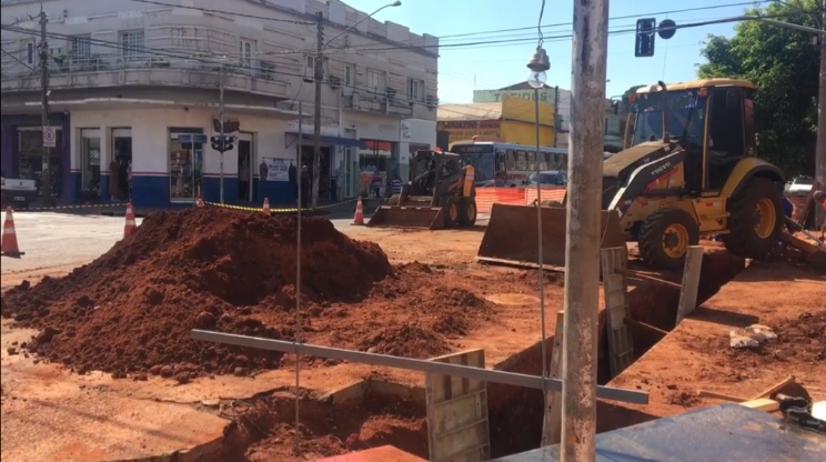 As obras tem como objetivo transformar a Rua 14 de Julho numa espécie de “shopping a céu aberto” - João Ramos/CBN