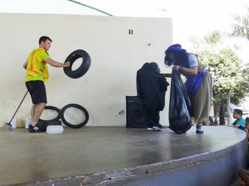 Além disso, alunos do projeto realizaram uma peça teatral sobre o tema - Divulgação