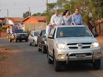 Puccinelli, Moka e Simone, na carreata histórica -