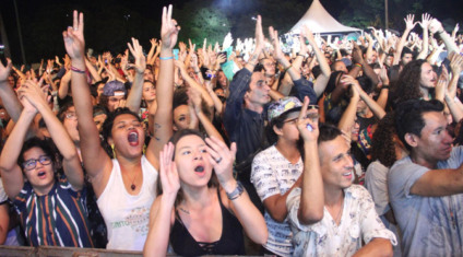 Em todos os shows, a praça Generoso Ponce, lotou - Divulgação
