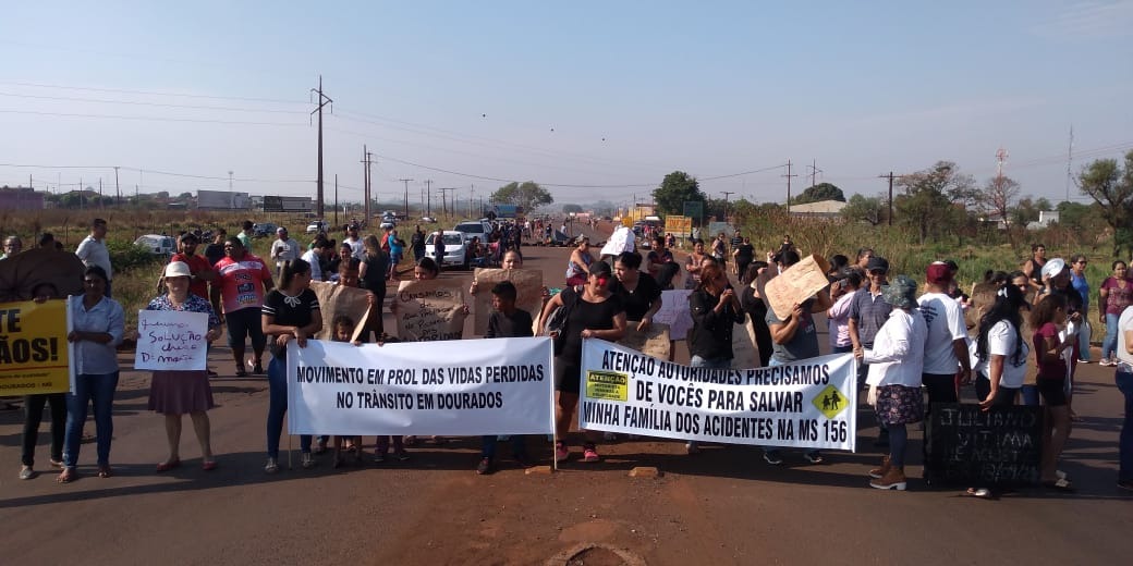 Dois pontos da MS 156 estão bloqueados por protestos - Foto: Divulgação