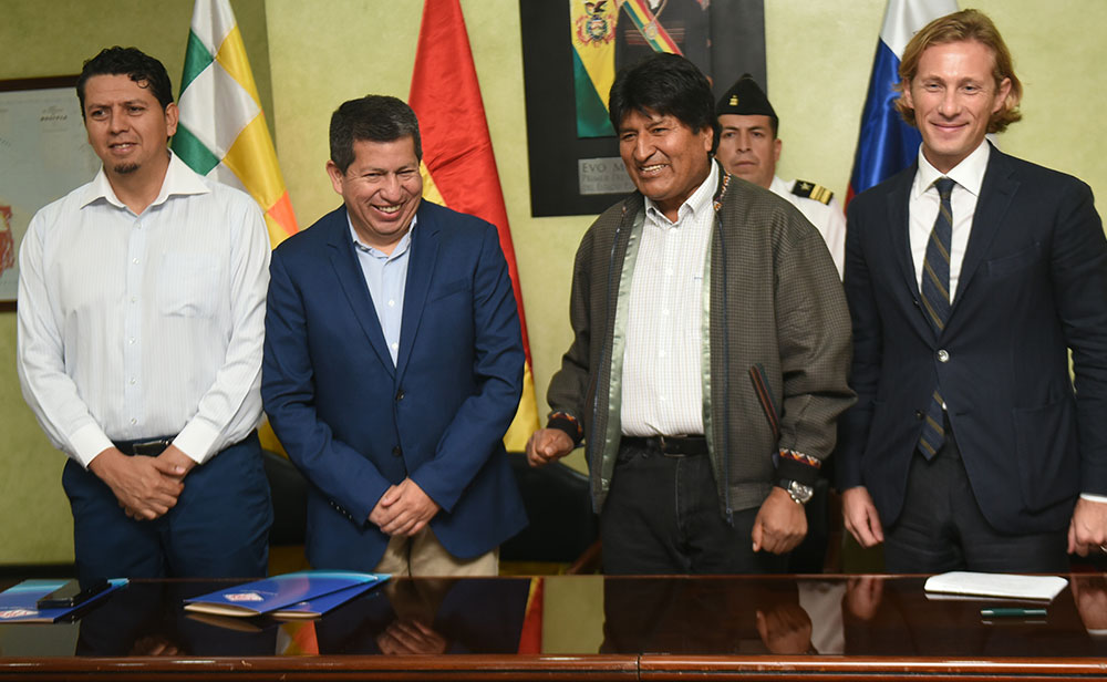 Russos e bolivianos assinam acordo para venda de ureia - ABI