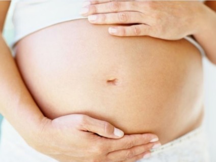 Gestantes e em períodos de lactação, o cuidado deve ser redobrado, pois nessas fases elas se tornam responsáveis pela nutrição de seu corpo e do feto - Thinkstock