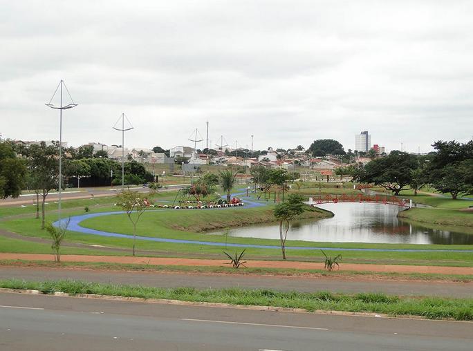 O Parque Espelho d'Água é o principal local de lazer do paranaibense - Arquivo/JPNEWS