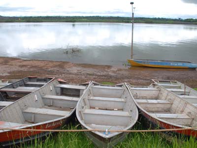 A lei garante que o pescador receba o benefício, em 4 parcelas durante os meses de defeso -