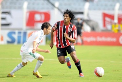 Palmeiras e São Paulo enfrentam-se amanhã em Barueri -