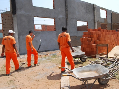 Pátio da Colônia Industrial deve ficar vazio nos próximos dias -