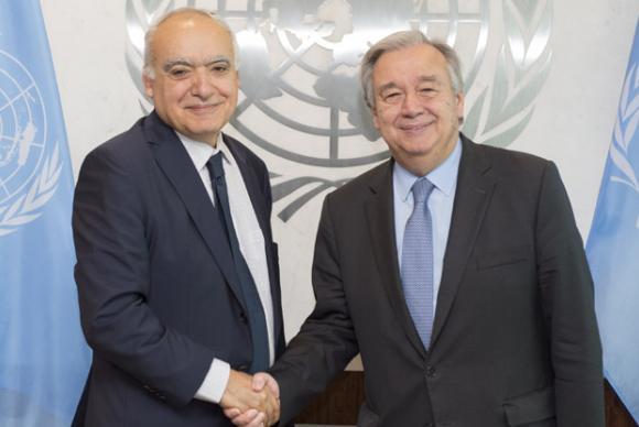 Ghassan Salamé (à esq.) com o secretário-geral da ONU, António Guterres - ONU/Eskinder Debebe