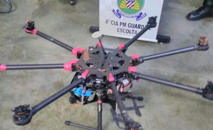 Drone foi apreendido por Polícia Militar e pela Agepen - Divulgação/DOF/Sejusp