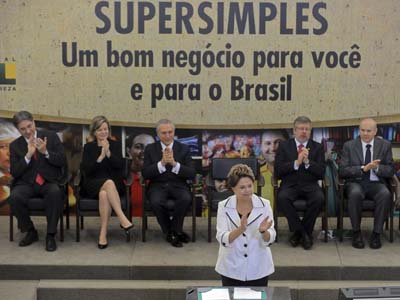 A presidenta voltou a dizer que é preciso fortalecer a classe média brasileira - A presidenta voltou a dizer que é preciso fortalecer a classe média brasileira -