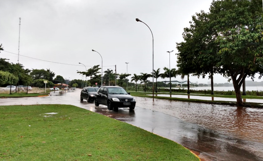 Dia de chuva em Três Lagoas - Danielle Leduc