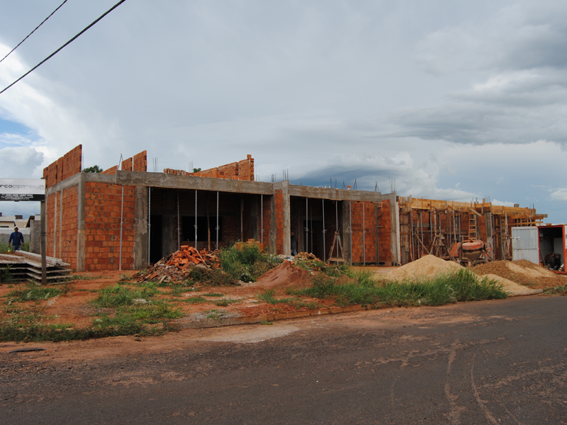 No ano passado, município emitiu 812 alvarás para a construção de casas e prédios comerciais - Elias Dias