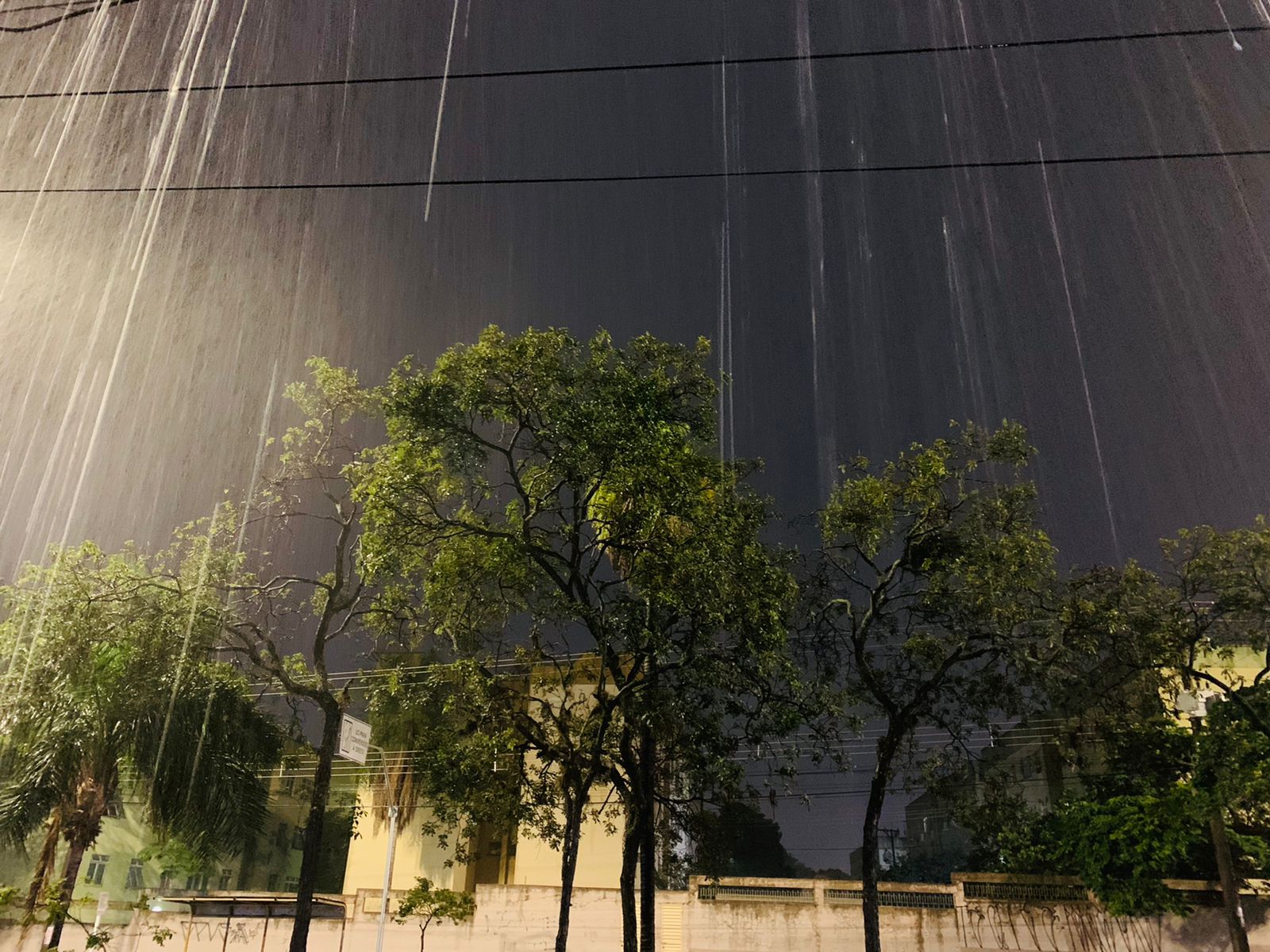 São esperados acumulados significativos de chuva que podem ficar acima de 40 mm/24h