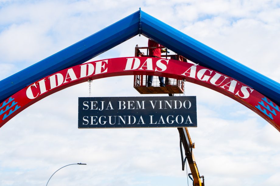 LED é uma solução eficiente que reduz o consumo de energia em até 80%.