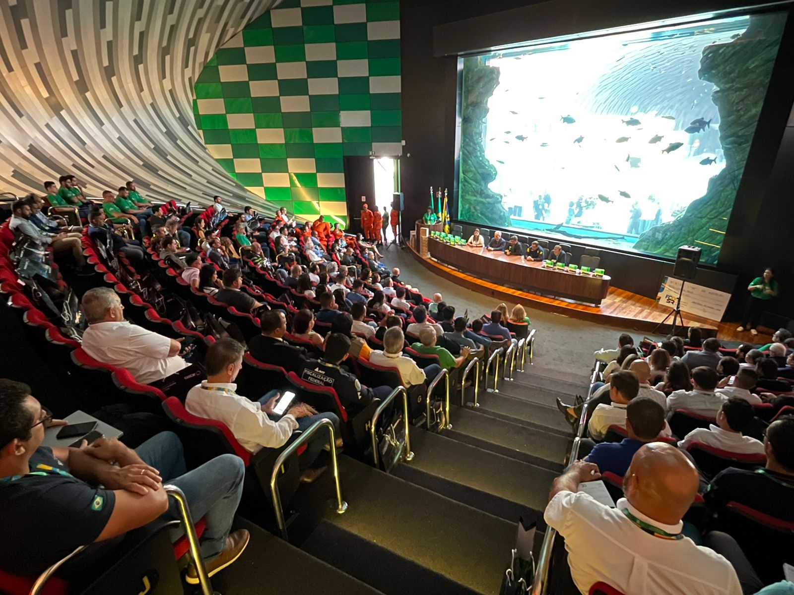 Bioparque Pantanal lotado de profissionais acompanhando as diversas palestras do Fórum - Foto: Divulgação/Assessoria