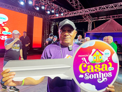 Aparecido Marques vence final da ‘Casa dos Sonhos’ e sai do aluguel