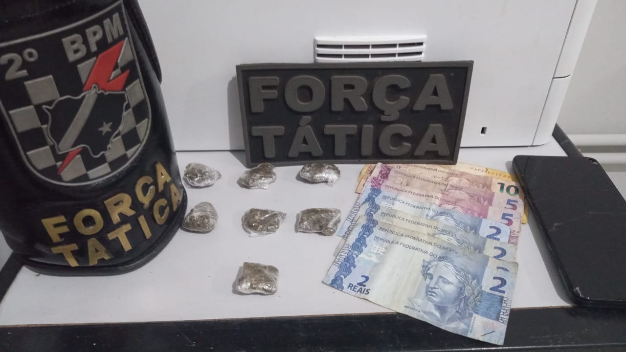 Traficante foi denunciado anonimamente e Força Tática conseguiu encerrar ponto de venda de drogas