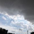 Campo Grande deve registrar temperaturas máximas de 28°C, com céu nublado e possibilidade de chuva forte ao longo do dia