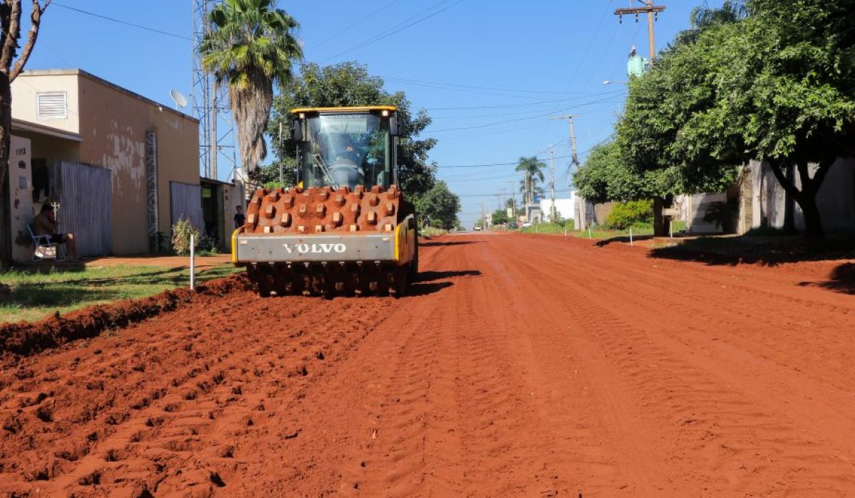 Nos últimos meses, o bairro recebeu a primeira etapa com obras de asfalto e drenagem