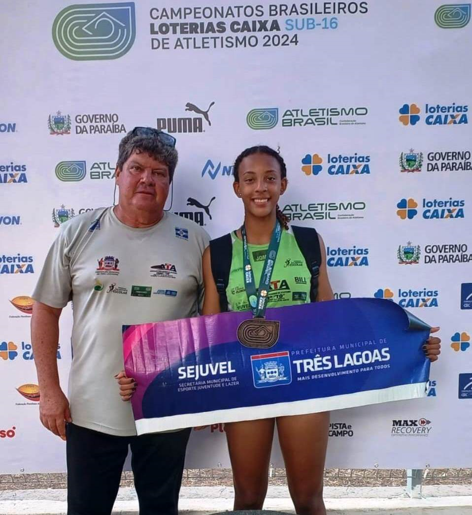 A atleta de Três Lagoas conquistou, na semana passada, a medalha de bronze no salto triplo durante o Campeonato Brasileiro de Atletismo sub-16, realizado em João Pessoa (PB).