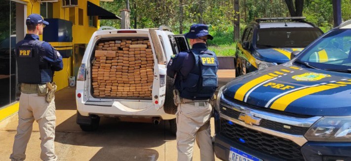 Os policiais fiscalizavam na BR-158, em Três Lagoas, quando abordaram uma Mmc/Pajero.