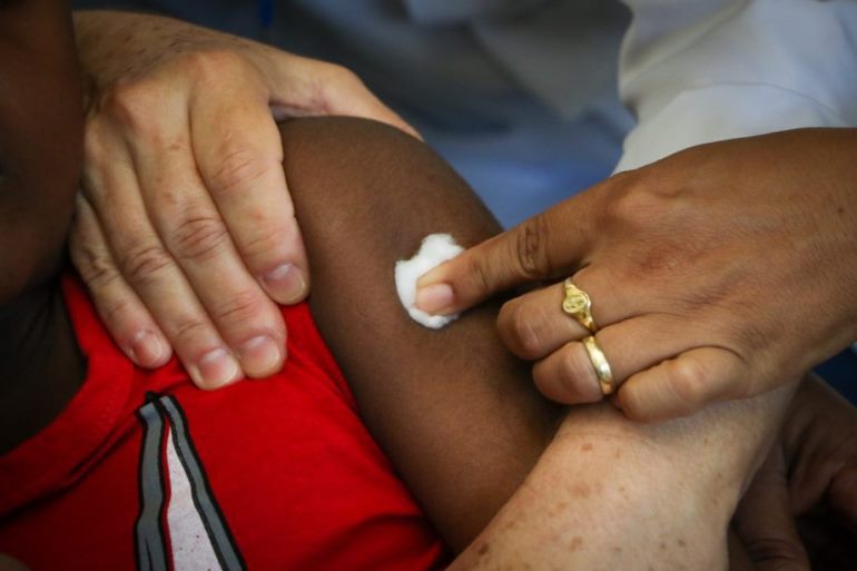 Assim que os estoques forem normalizados, a vacinação retornará a ser ofertada todos os dias. | Foto: Arquivo