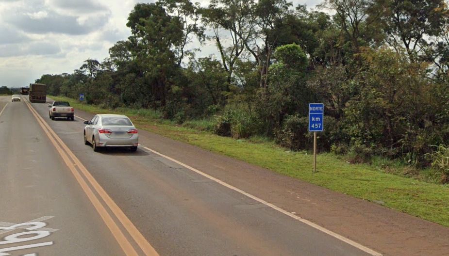 Trecho do Km 457 da BR-163, onde o acidente ocorreu. | Foto: Reprodução/Google Maps 