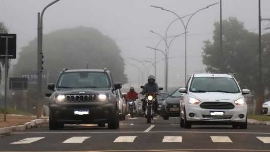 Manhã em Campo Grande começou com nevoeiro 