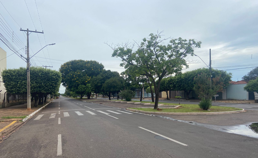 Durante a madrugada caiu um chuva fraca em Três Lagoas