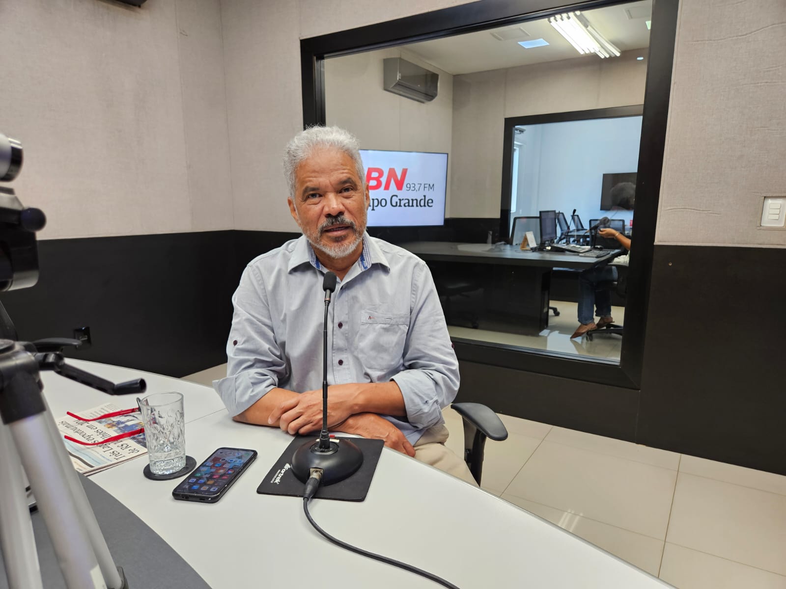 Colunista durante participação no Jornal CBN Campo Grande desta sexta-feira (31).