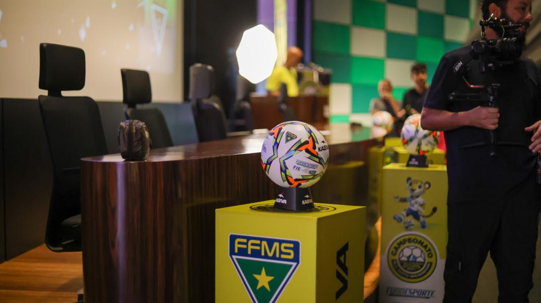 Bola que será usada na competição foi apresentada no lançamento do campeonato