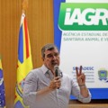 Eduardo Riedel durante discurso na Iagro