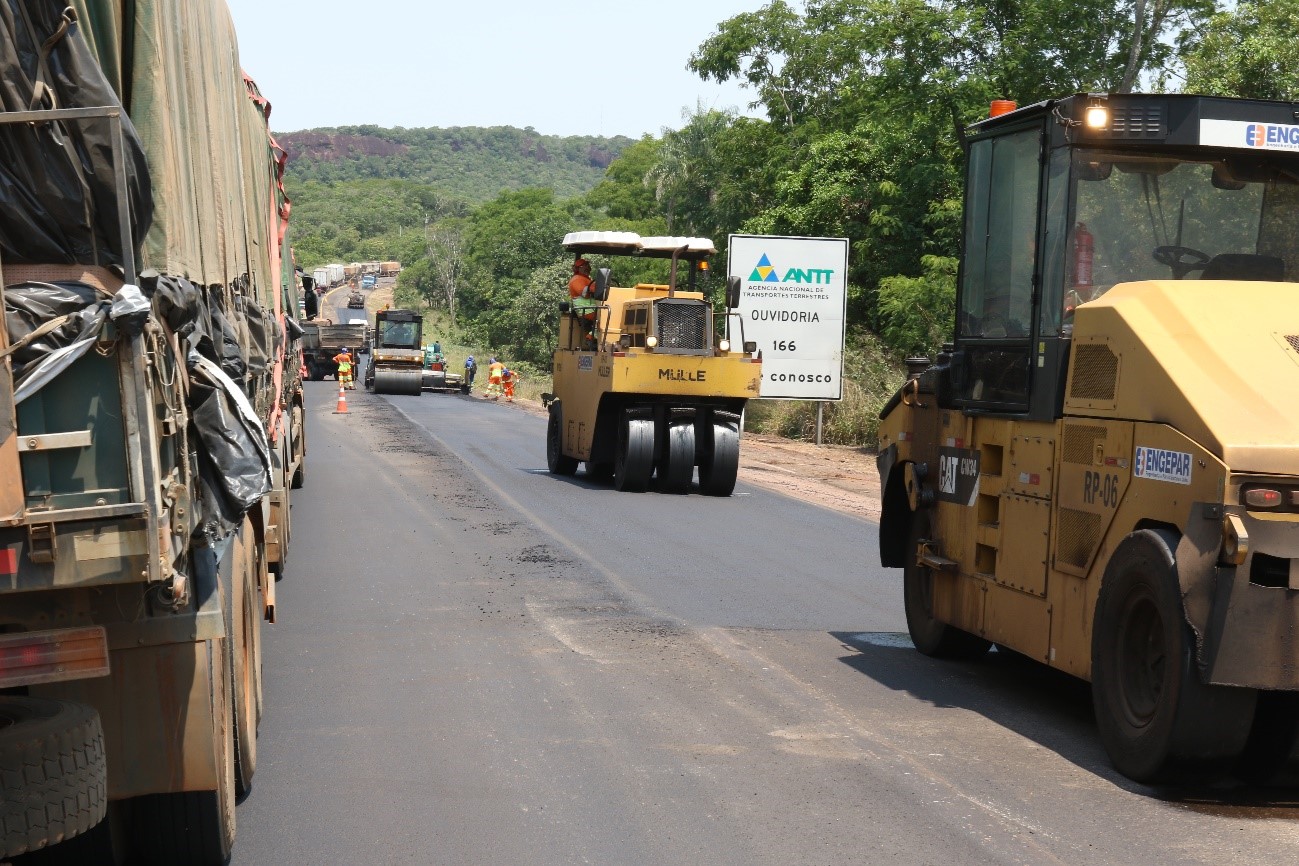 Pequenas retenções podem ocorrer em razão das interdições parciais, e as atividades serão suspensas temporariamente em caso de chuvas
 | Foto: Rachid Waqued/CCR MSVia