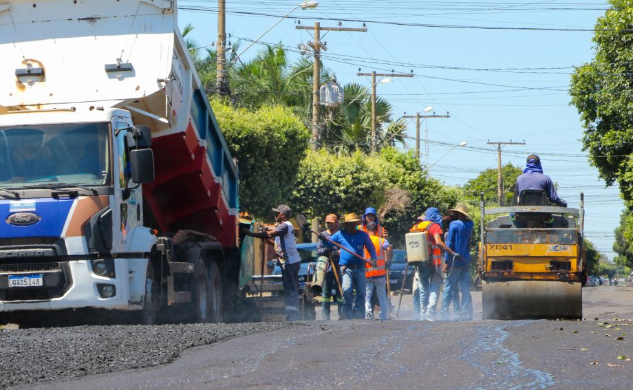 Bairro Santo André começa a receber recapeamento asfáltico